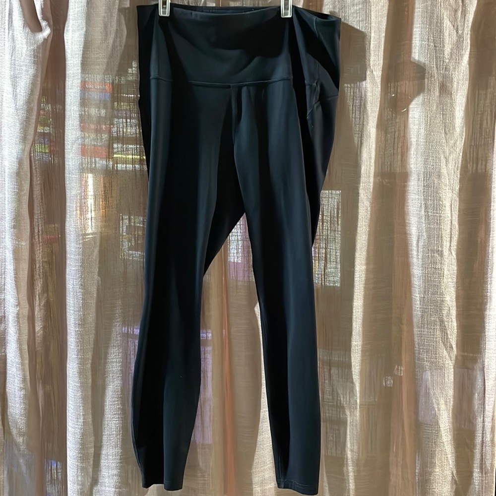 Like New All In Motion Black Leggings